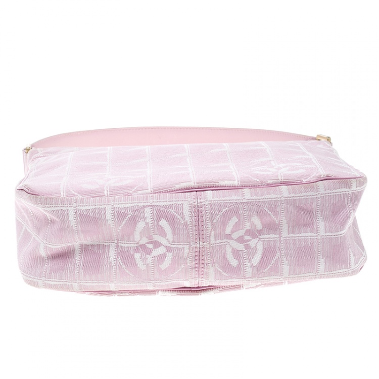 Pre Owned Chanel Pink Nylon Travel Line Hobo