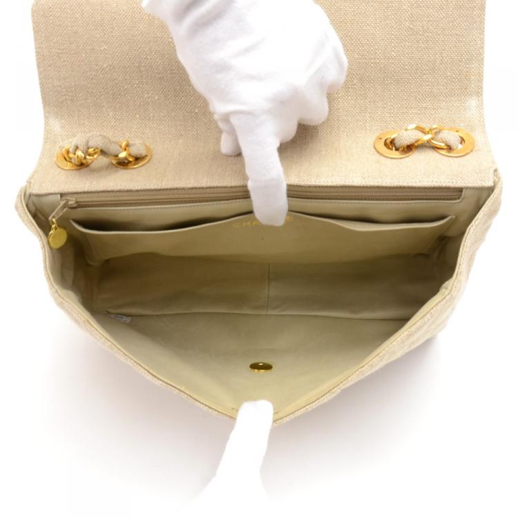 مملوكة مسبقًا Chanel Beige Quilted Canvas Jumbo Vintage Flap Bag