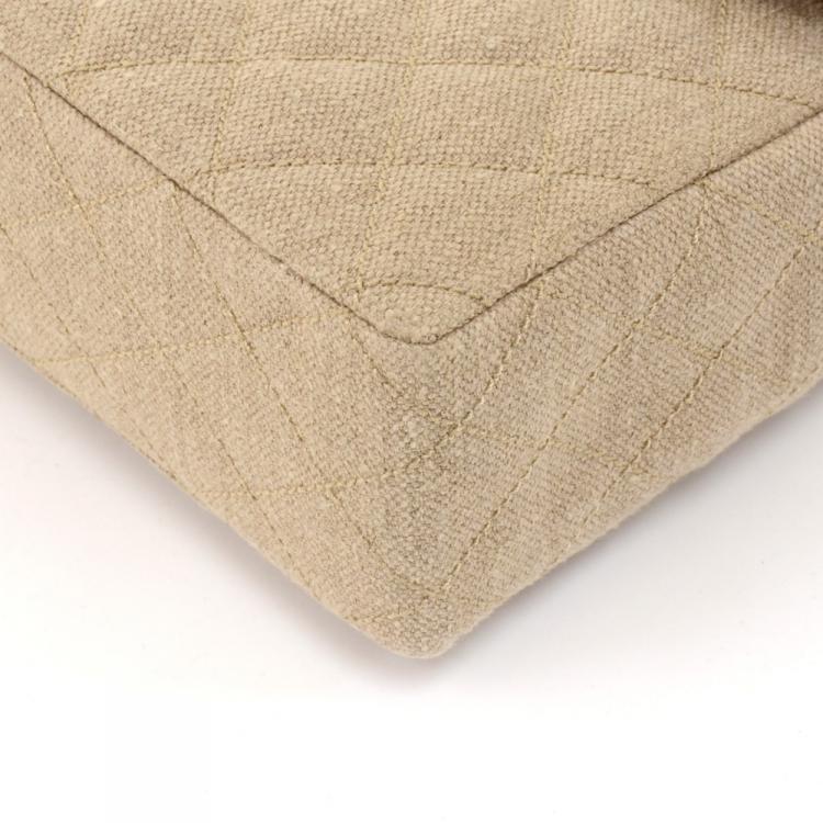 مملوكة مسبقًا Chanel Beige Quilted Canvas Jumbo Vintage Flap Bag