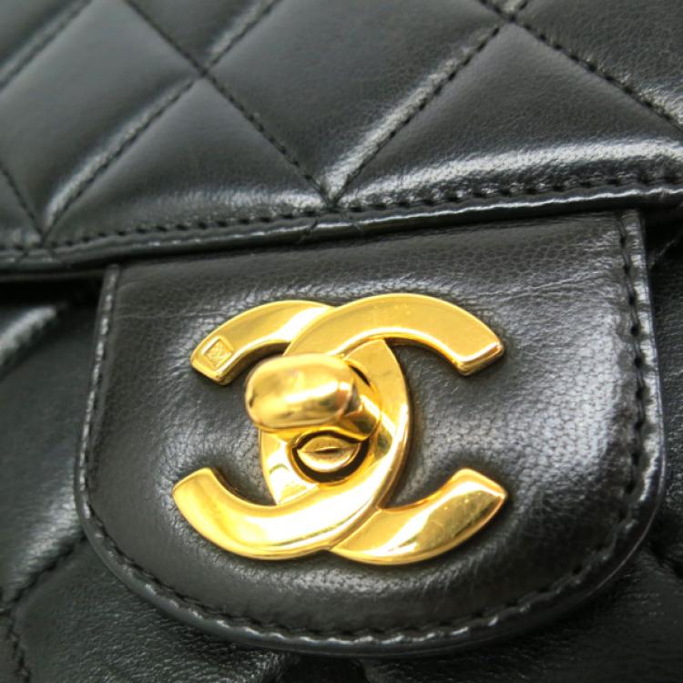 Pre Owned Chanel Black Lambskin Leather With Gold Hardware Single Flap Bag 