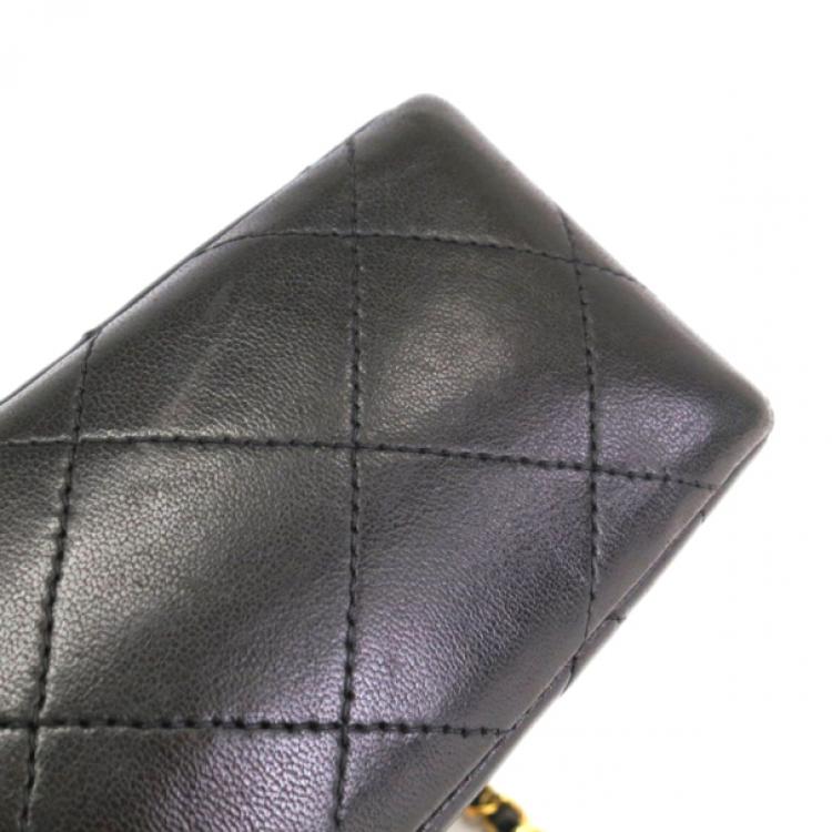Pre Owned Chanel Black Lambskin Leather With Gold Hardware Single Flap Bag 