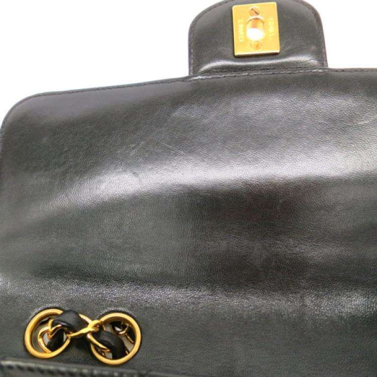 Pre Owned Chanel Black Lambskin Leather With Gold Hardware Single Flap Bag 