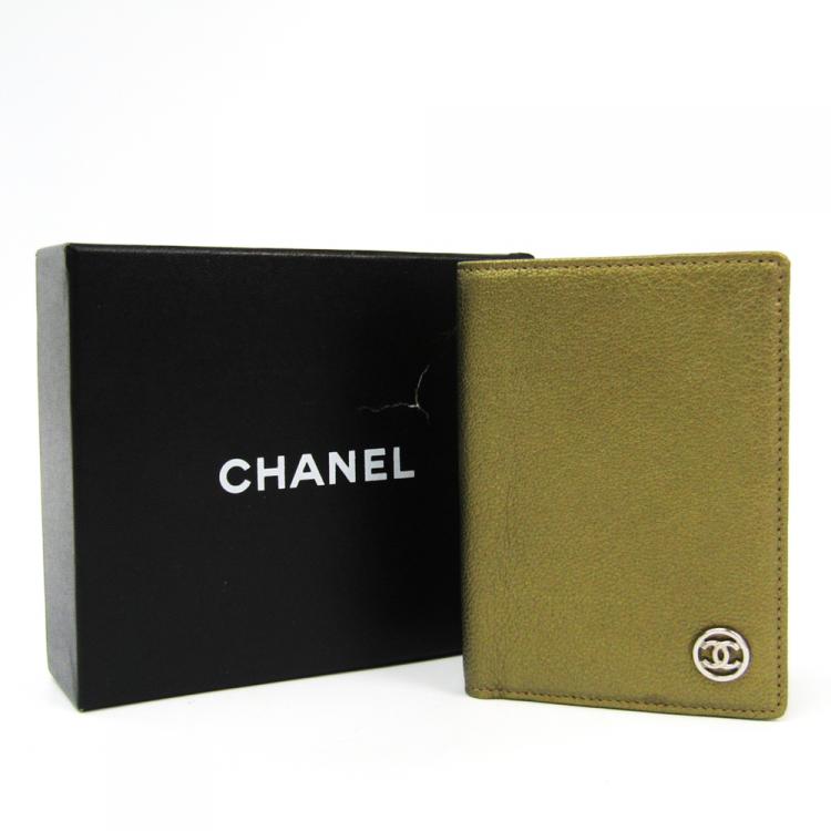 Pre Owned Chanel Bronze Leather Bifold Wallet