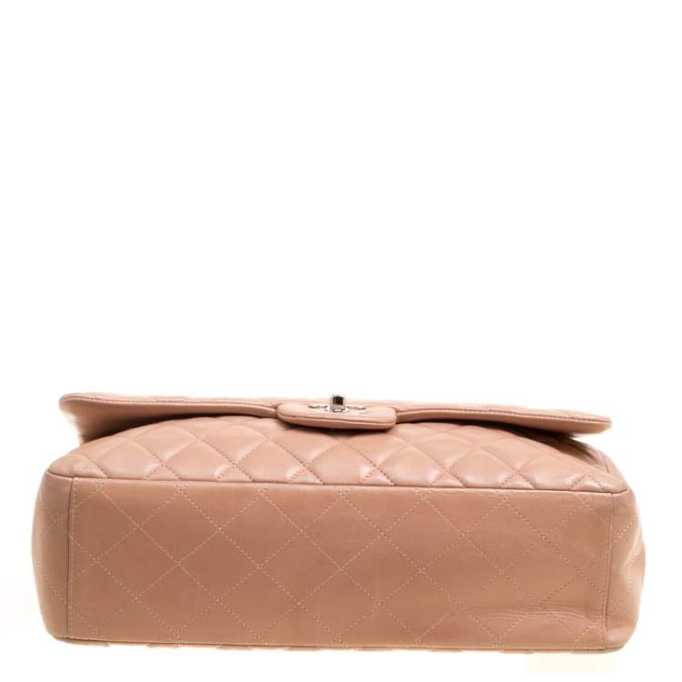 Pre Owned Chanel Dusty Pink Quilted Leather Maxi Classic Single Flap Bag