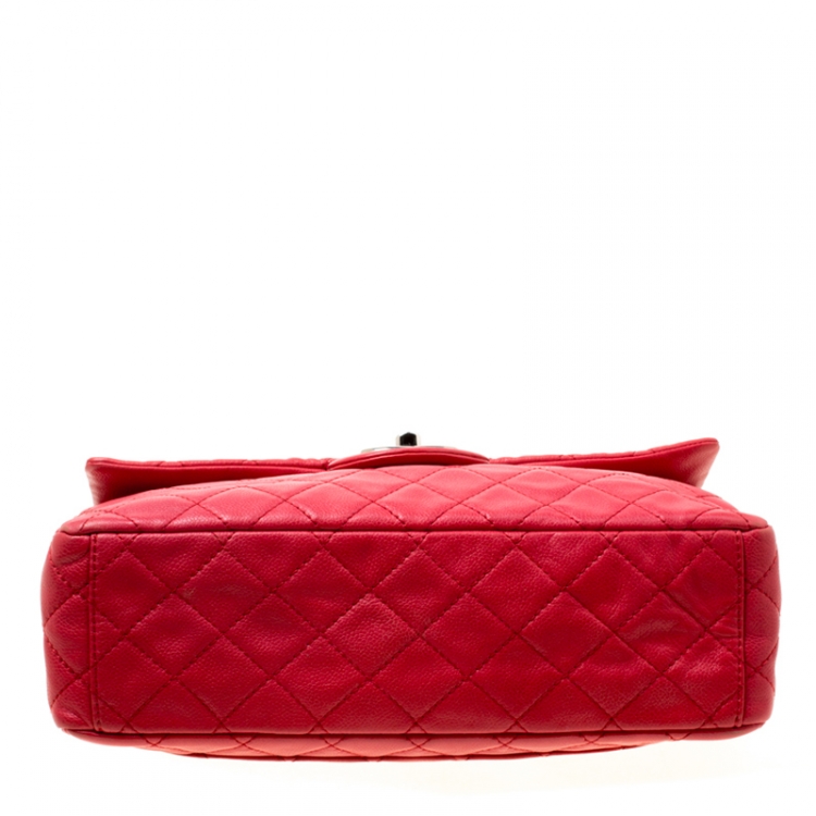 Pre Owned Chanel Red Quilted Caviar Leather Maxi Classic Single Flap Bag