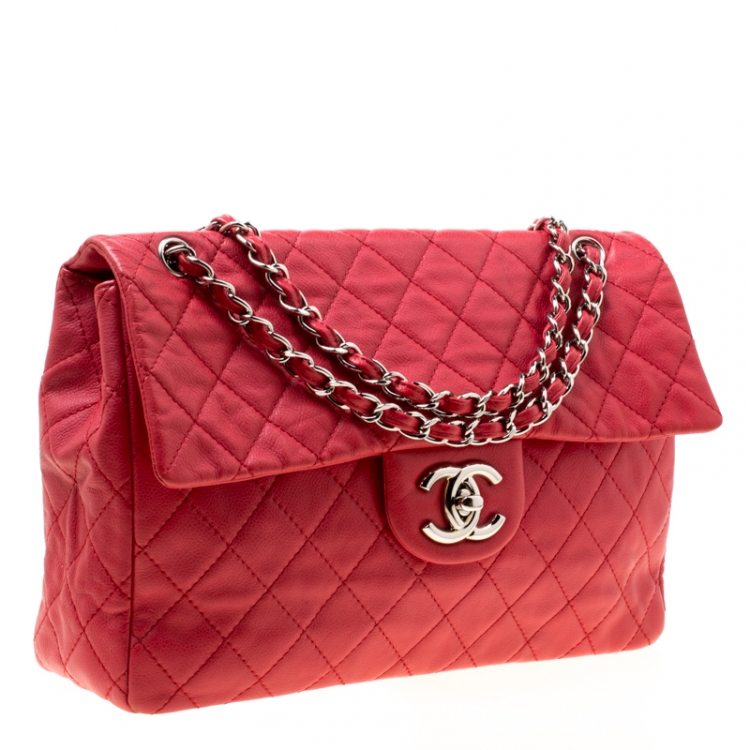 Pre Owned Chanel Red Quilted Caviar Leather Maxi Classic Single Flap Bag
