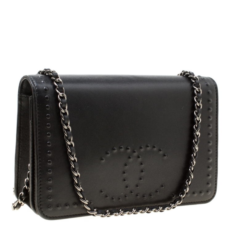 chanel clutch bag black