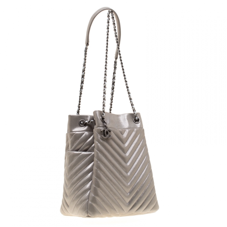 Pre Owned Chanel Silver Chevron Leather Small Urban Spirit Drawstring Bag
