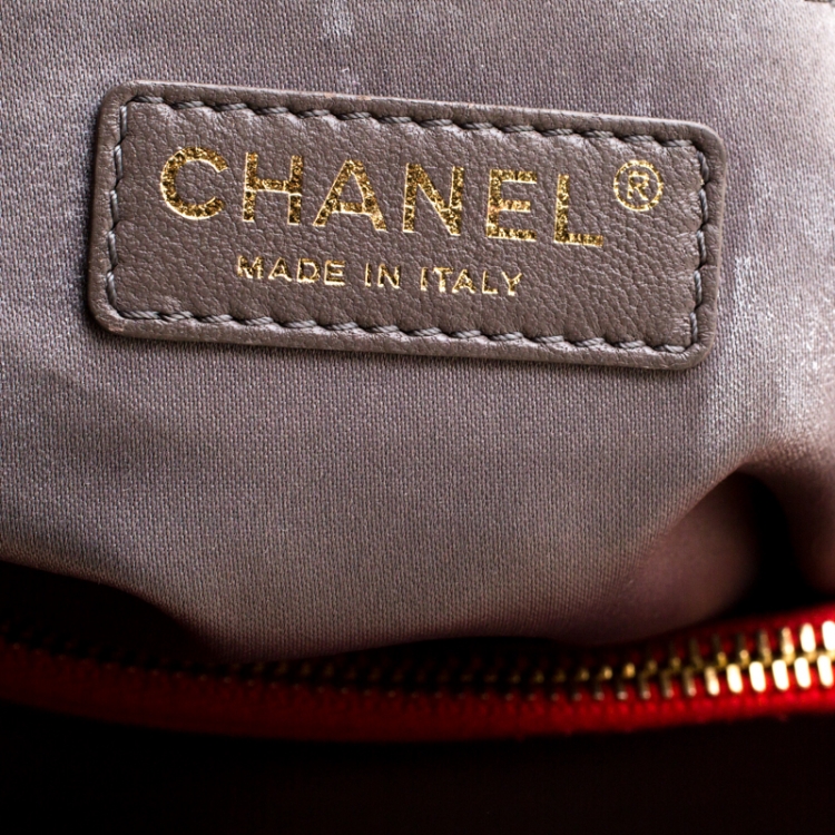 Pre Owned Chanel Red Quilted Caviar Leather Grand Shopper Tote