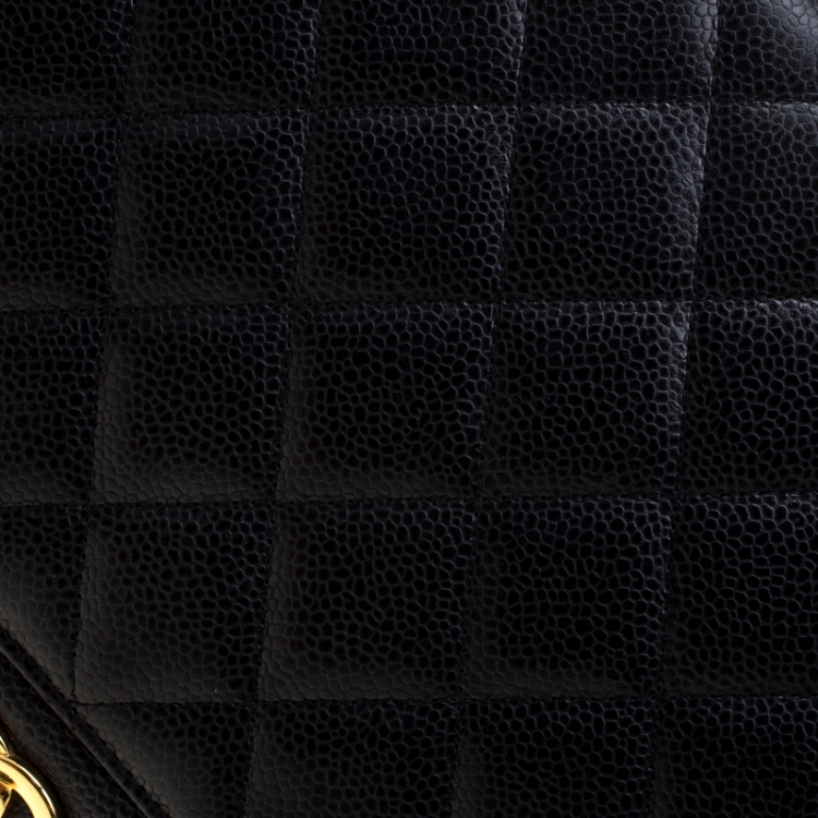 Pre Owned Chanel Black Quilted Caviar Leather Maxi Classic Single Flap Bag