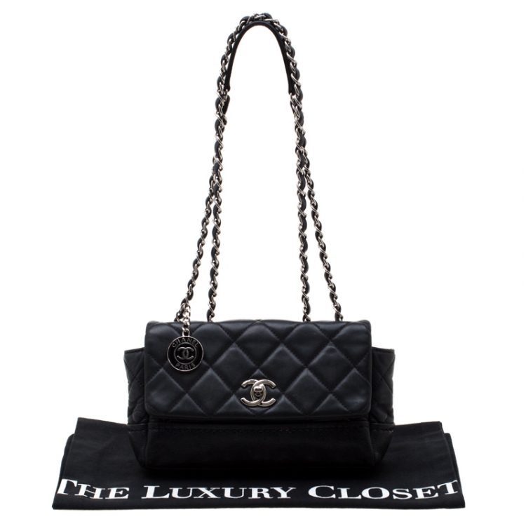 Pre Owned Chanel Black Quilted Leather Classic Single Flap Bag
