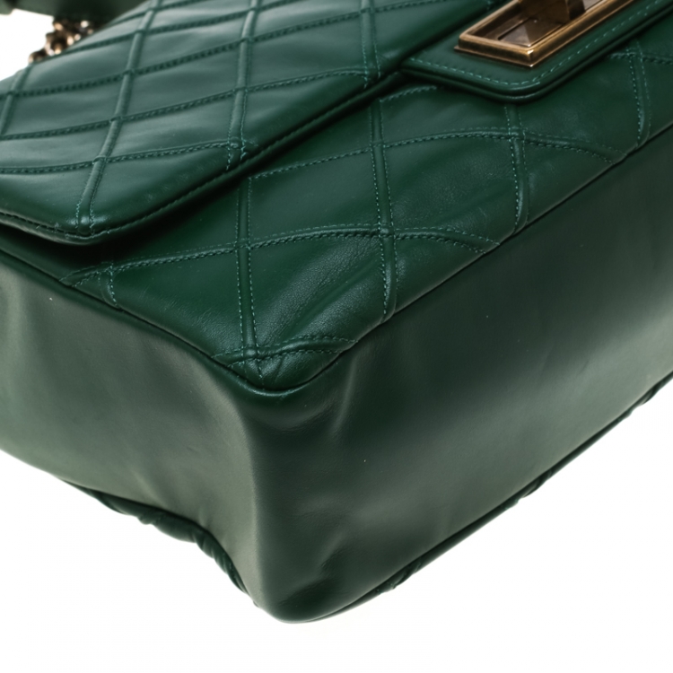 Pre Owned Chanel Green Quilted Leather Medium Cosmos Flap Bag