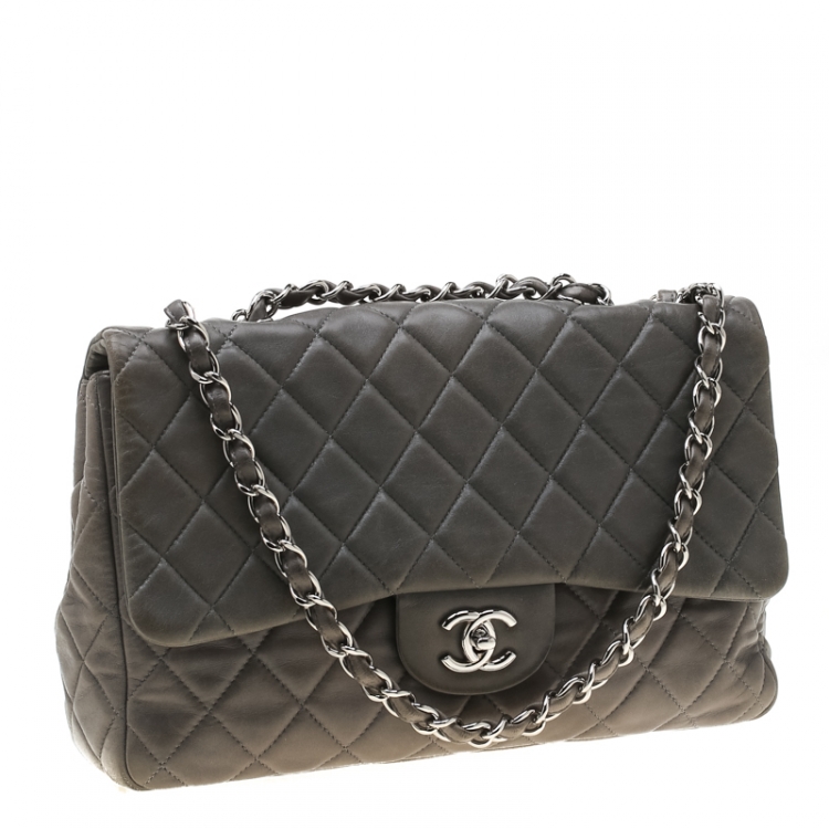 Pre Owned Chanel Grey Quilted Leather Jumbo Classic Single Flap Bag