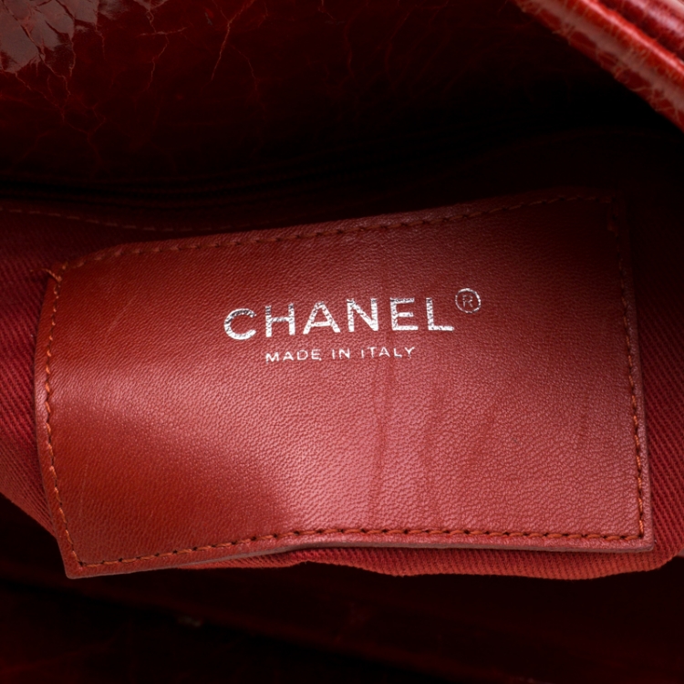 Pre Owned Chanel Red Quilted Patent Leather Just Mademoiselle Bowling Bag