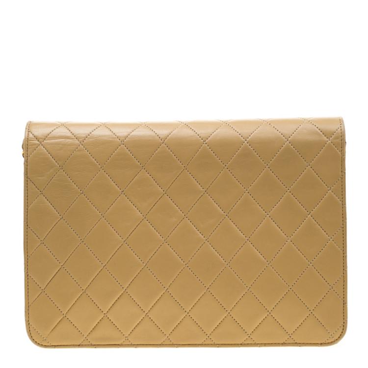 Pre Owned Chanel Cream Quilted Leather Medium Classic Single Flap Bag