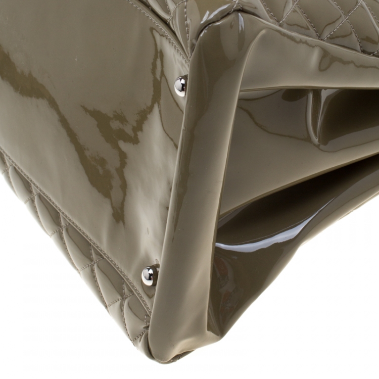 Pre Owned Chanel Olive Green Quilted Patent Leather Large Just Mademoiselle Bowling Bag