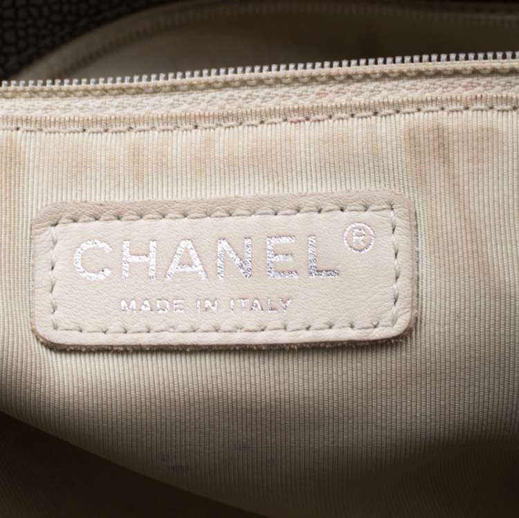 Pre Owned Chanel Metallic Grey Quilted Caviar Leather Grand Shopper Tote