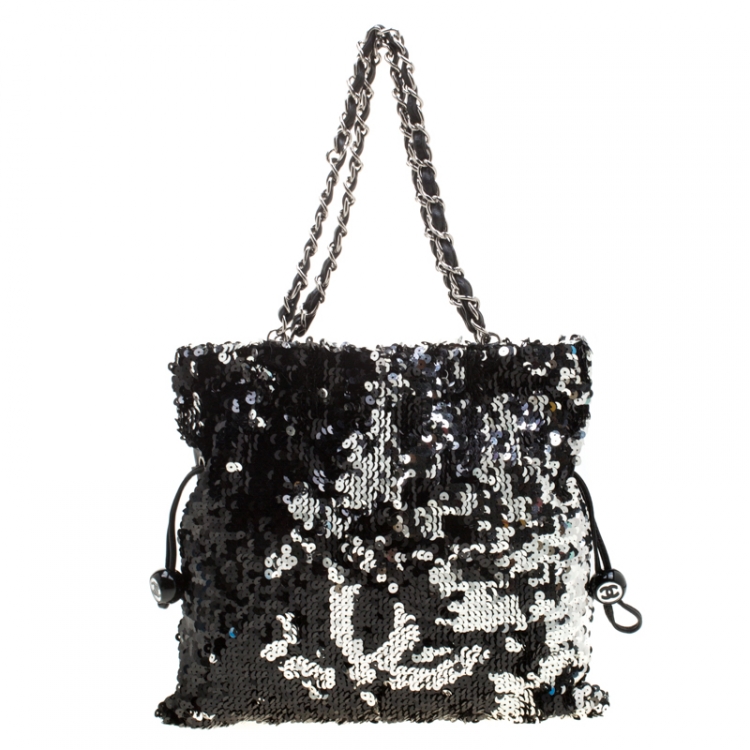 Pre Owned Chanel Black Sequins Embellished Summer Night Drawstring Bag