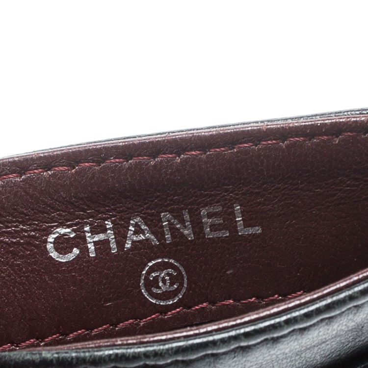 Pre Owned Chanel Black Quilted Leather Classic Card Holder