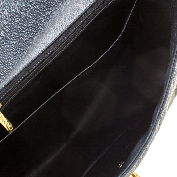 مملوكة مسبقًا Chanel Black Quilted Caviar Leather Jumbo Classic Single Flap Bag