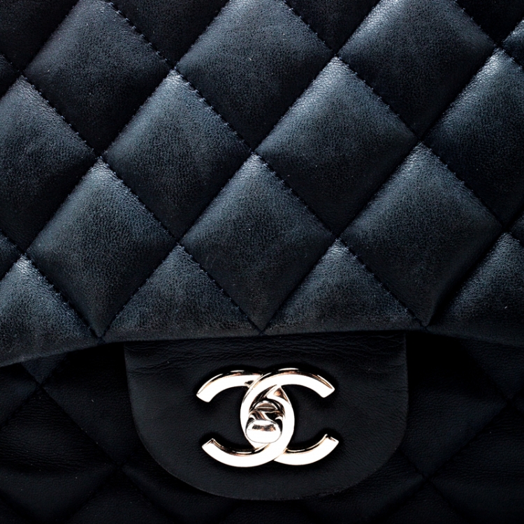 Pre Owned Chanel Navy Blue Quilted Leather Jumbo Classic Single Flap Bag