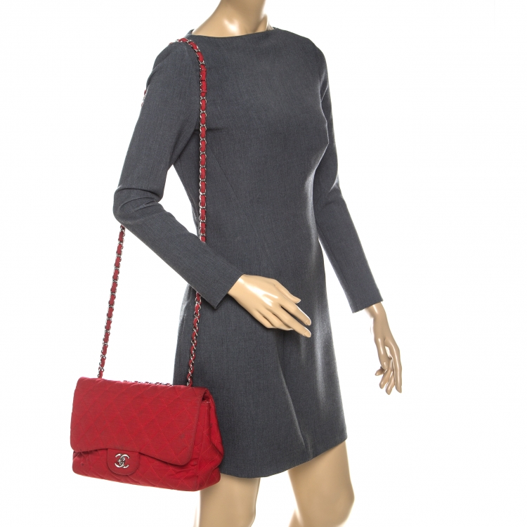 Pre Owned Chanel Red Quilted Fabric Jumbo Classic Single Flap Bag