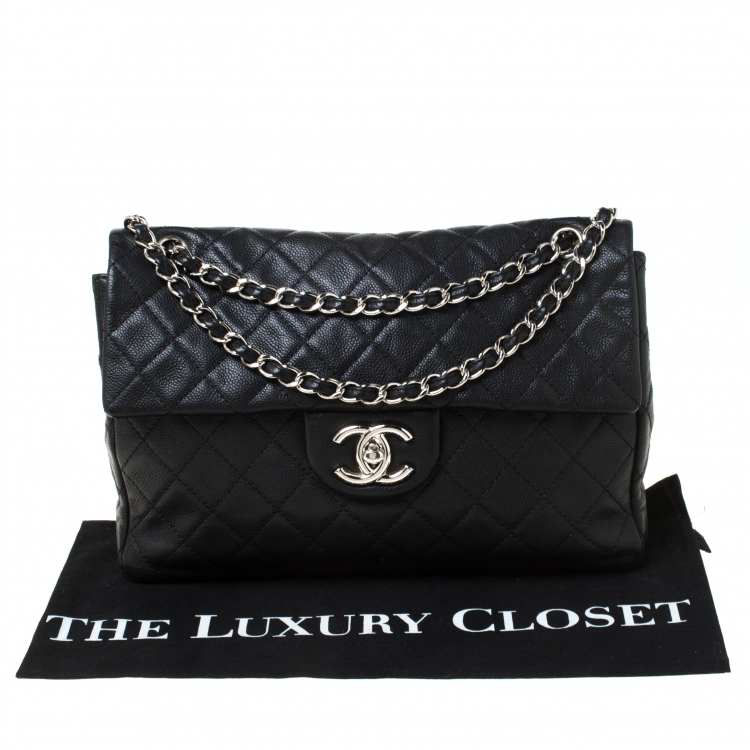 Pre Owned Chanel Black Quilted Caviar Leather Maxi Classic Single Flap Bag