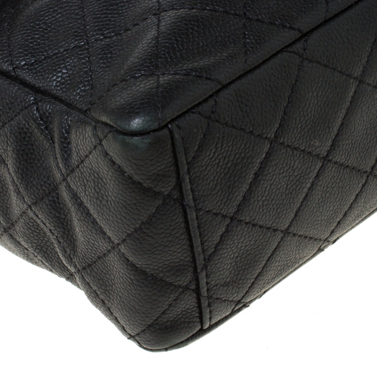 Pre Owned Chanel Black Quilted Caviar Leather Maxi Classic Single Flap Bag