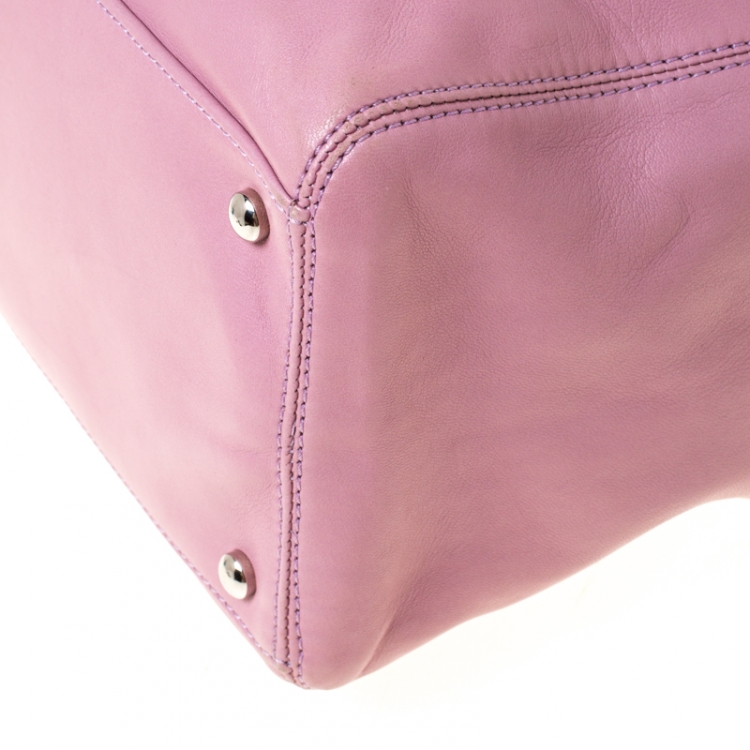 Pre Owned Chanel Pink Leather Cerf Shopper Tote