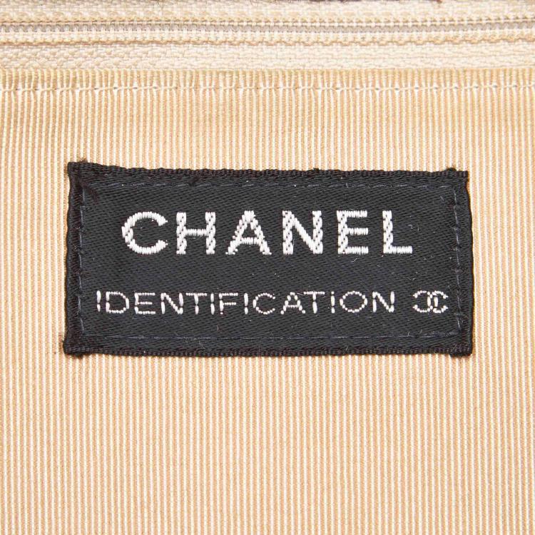 Pre Owned Chanel Brown Wool Reissue 225 Chain Flap Bag