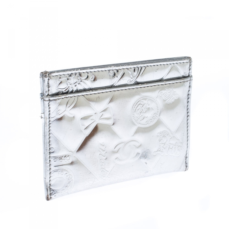 Pre Owned Chanel Silver Patent Leather Lucky Symbols Card Holder