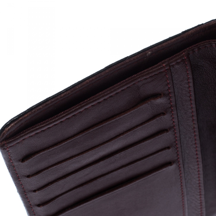 مملوكة مسبقًا Chanel Black Quilted Leather CC BiFold Wallet