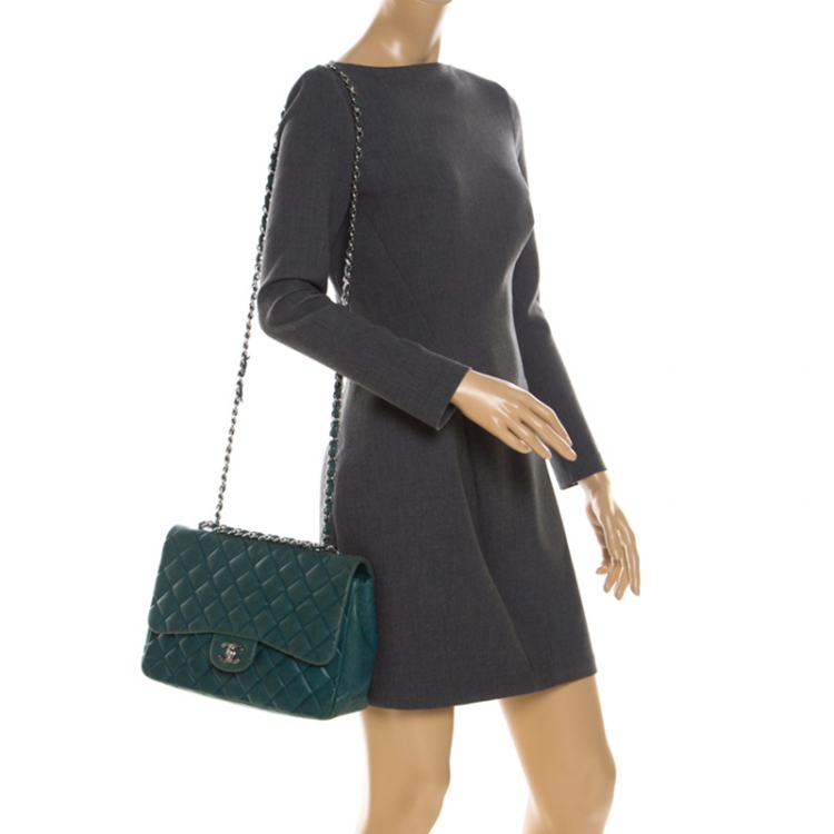 Pre Owned Chanel Green Quilted Leather Jumbo Classic Single Flap Bag