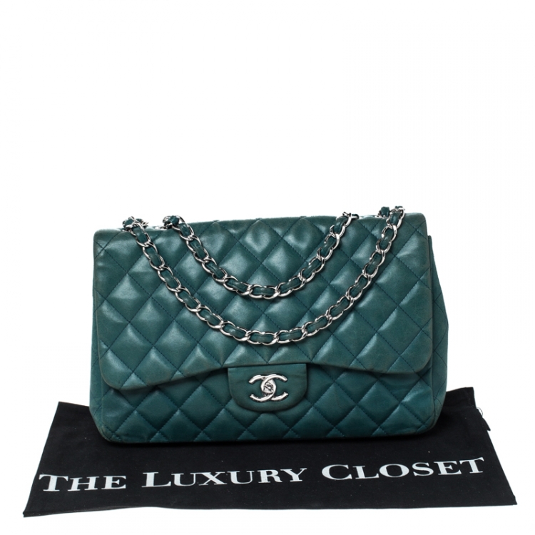 Pre Owned Chanel Green Quilted Leather Jumbo Classic Single Flap Bag