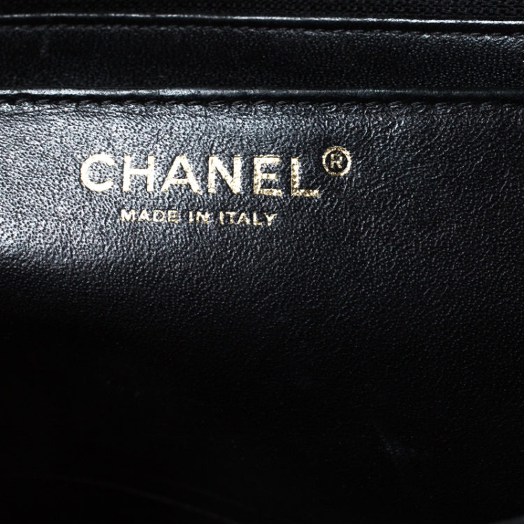 Pre Owned Chanel Black Quilted Caviar Leather Maxi Classic Single Flap Bag