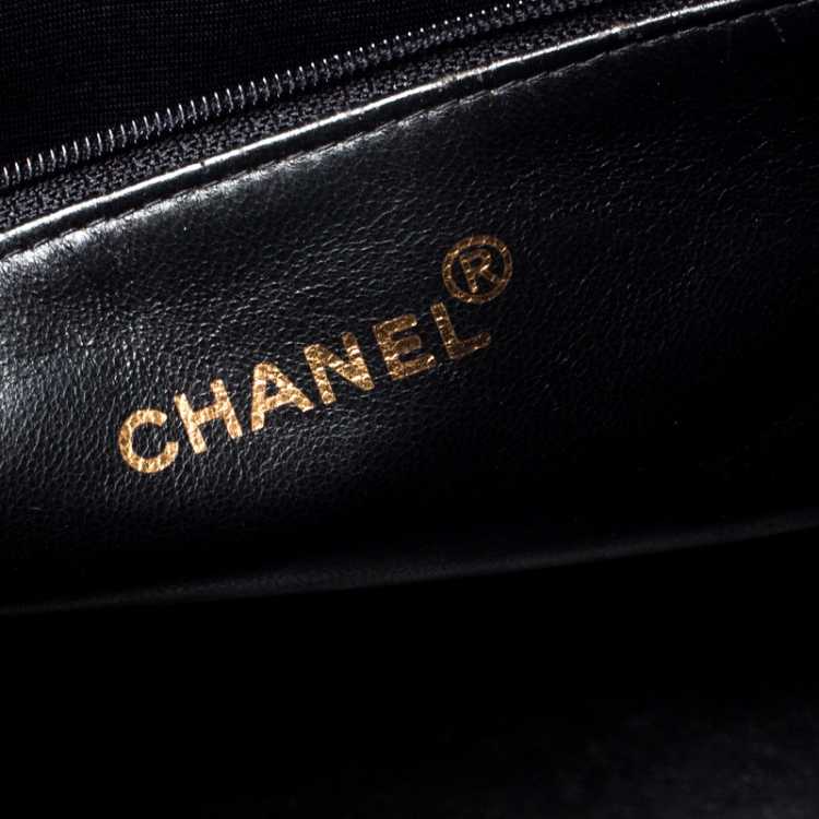 Pre Owned Chanel Black Quilted Patent Leather Petite Shopping Tote