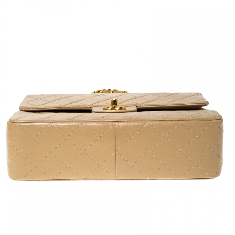 Pre Owned Chanel Beige Quilted Leather Medium Classic Single Flap Bag