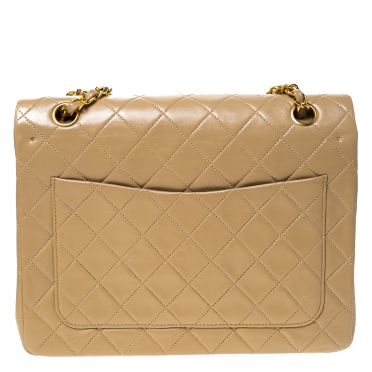 Pre Owned Chanel Beige Quilted Leather Medium Classic Single Flap Bag