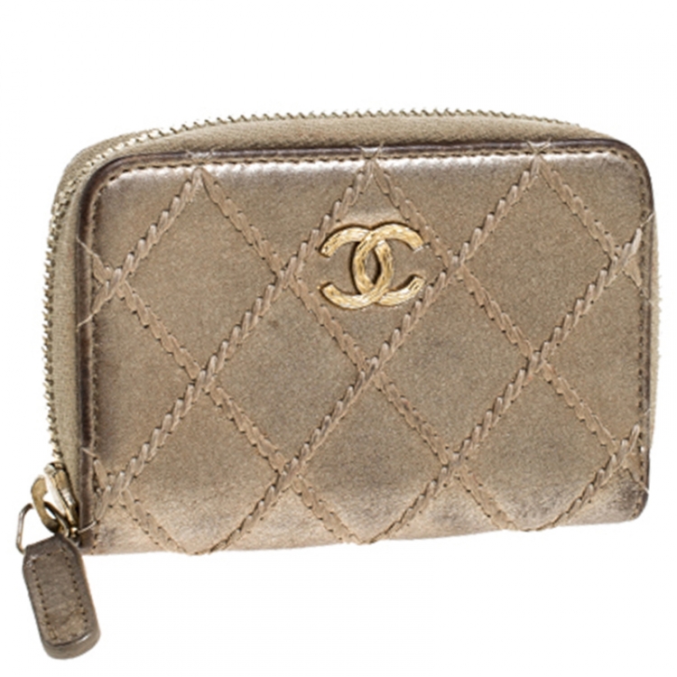 Pre Owned Chanel Gold Quilted Leather Zip Around Coin Purse