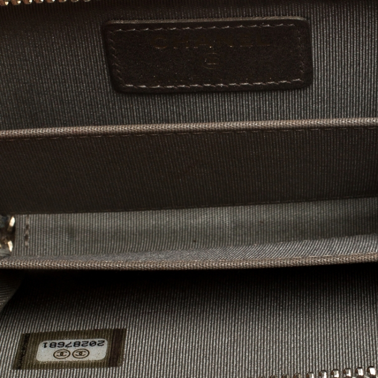 Pre Owned Chanel Gold Quilted Leather Zip Around Coin Purse