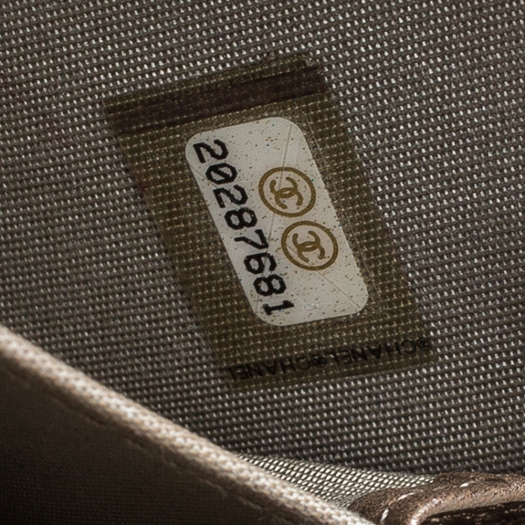 Pre Owned Chanel Gold Quilted Leather Zip Around Coin Purse