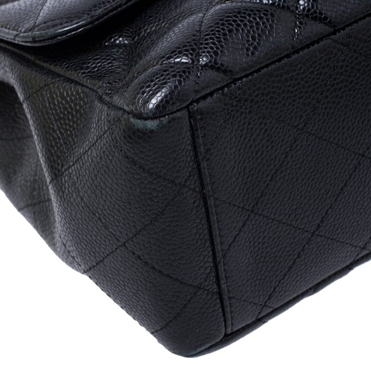 Pre Owned Chanel Black Quilted Caviar Leather Maxi Classic Single Flap Bag