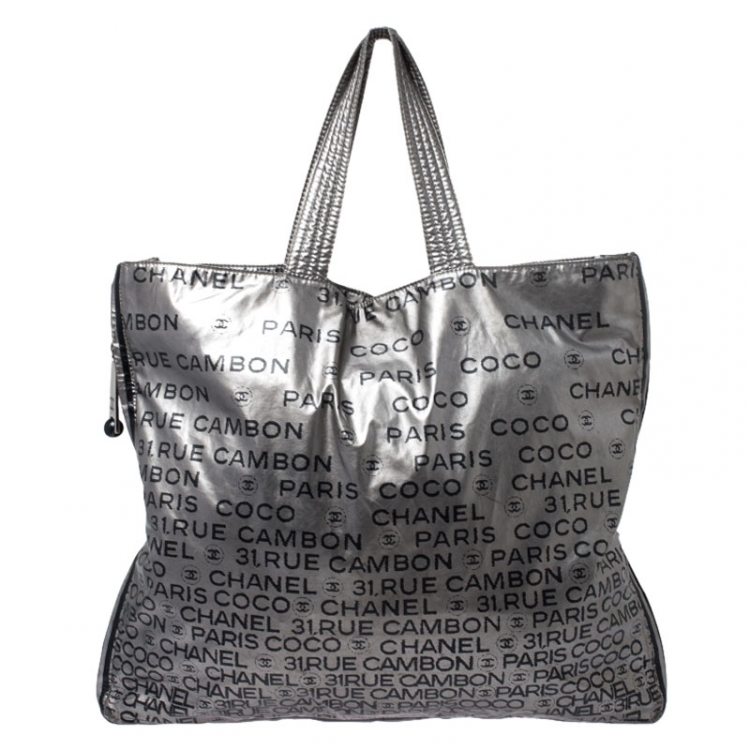 Chanel - 31 Rue Cambon Graphic Nylon Expandable Shopping Bag