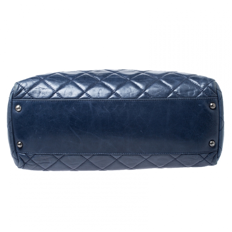Pre Owned Chanel Blue Quilted Crinkled Leather Shopper Tote