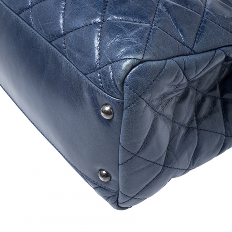 Pre Owned Chanel Blue Quilted Crinkled Leather Shopper Tote