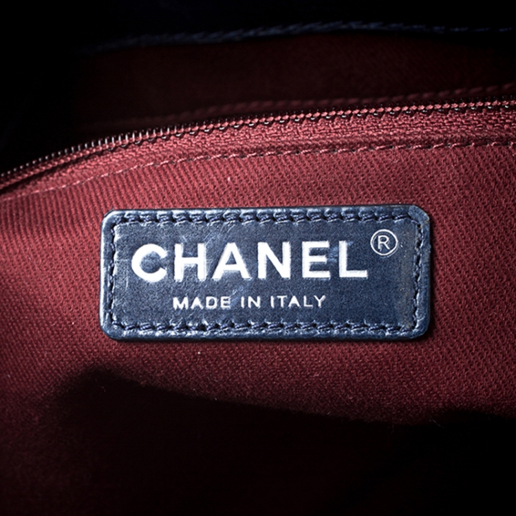 Pre Owned Chanel Blue Quilted Crinkled Leather Shopper Tote