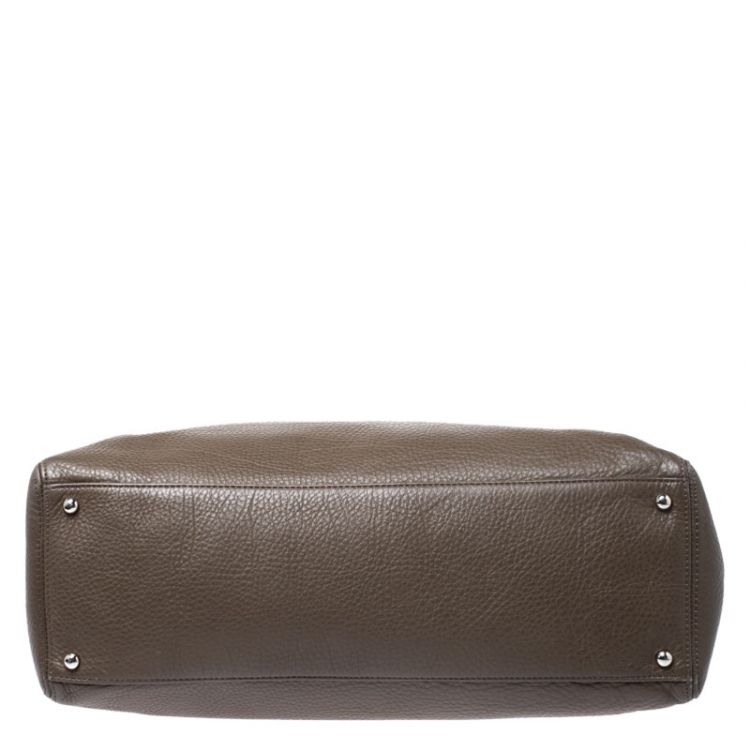 Pre Owned Chanel Khaki Leather XL Cerf Executive Shopper Tote