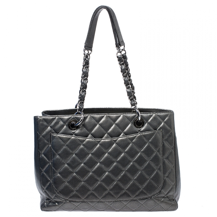 Pre Owned Chanel Metallic Grey Quilted Caviar Leather Grand Shopper Tote