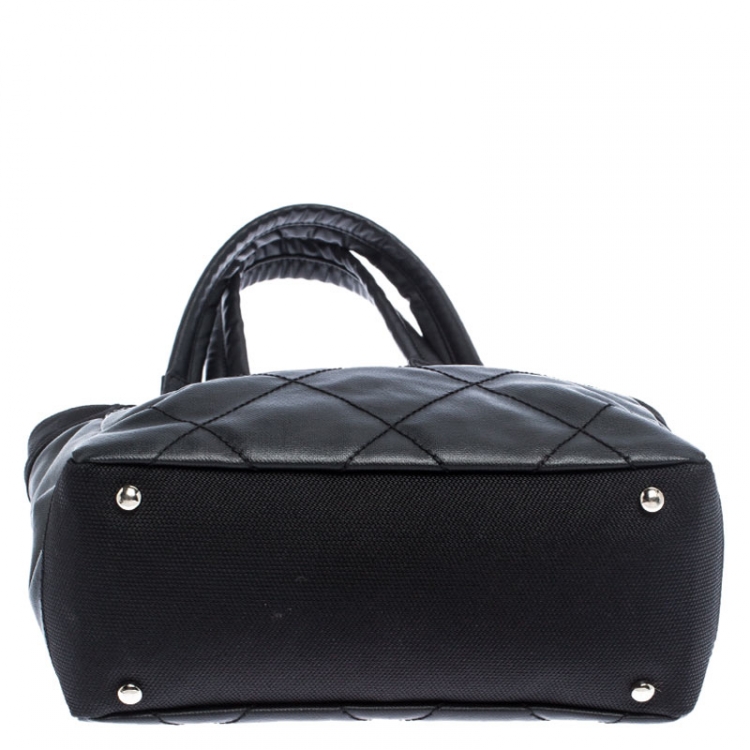Pre Owned Chanel Black Quilted Coated Canvas Paris Biarritz Shopper Tote