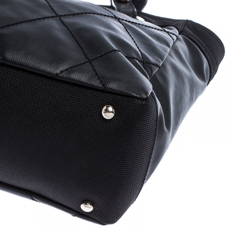 Pre Owned Chanel Black Quilted Coated Canvas Paris Biarritz Shopper Tote